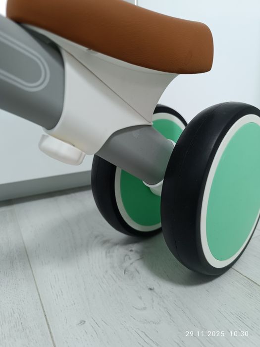 Баланс колело Hape Vespa