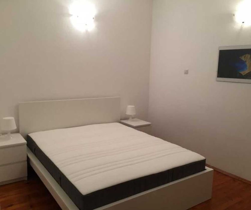 Двустаен апартамент в Център - пл. Македония