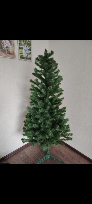 Продам ёлку 180 см