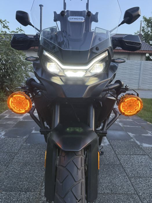 Vând CFMoto MT700