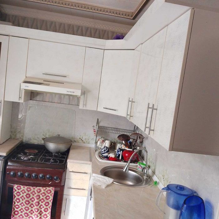 Kvartira sotiladi 3 xonali