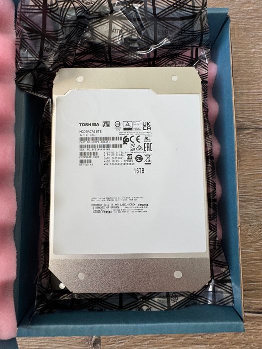 *НОВ и с ГАРАНЦИЯ!* 16TB HDD Toshiba Enterprise SATA - MG09ACA16TE