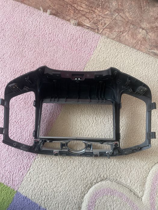 Chevrolet Captiva рама для магнитолы