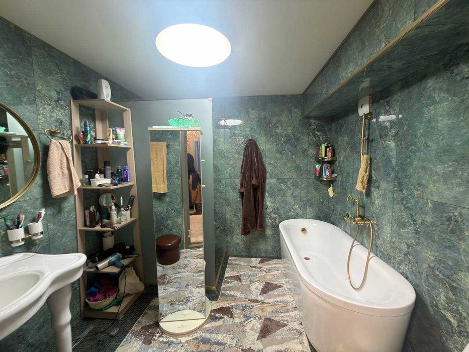 Ц 5 Киёт 3х комнатная квартира (AAA)