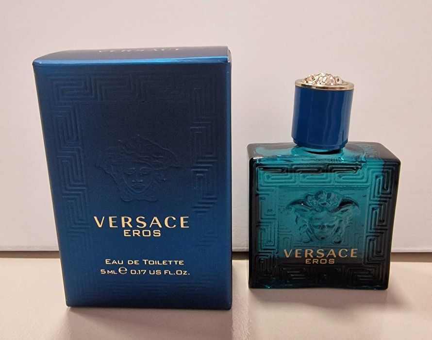 Оригинални мини парфюмчета