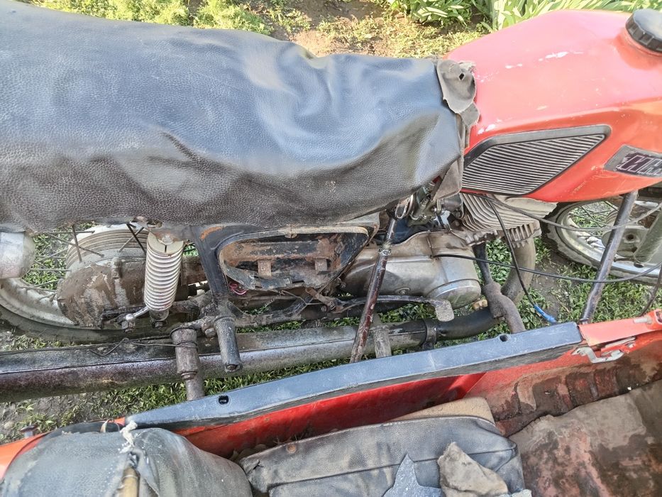 Продам мотоцикл. ИЖ планета 5