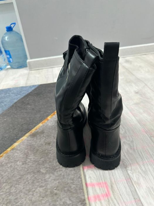 Женская обувь очень хорошо