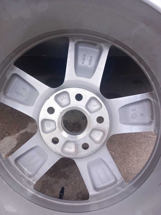 Джанта с гума 16 –ка за Ауди, Сеат, Шкода и Фолксваген 5/112