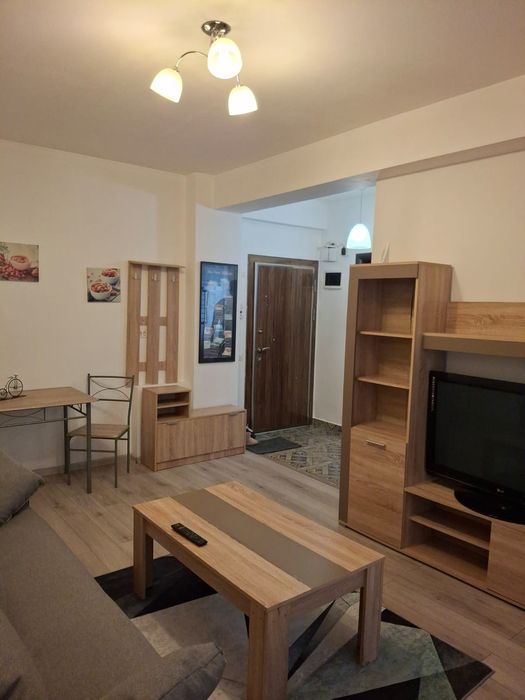 Inchiriez apartament 2 camere Ilie Petre 86,Bloc 1,Parter înalt