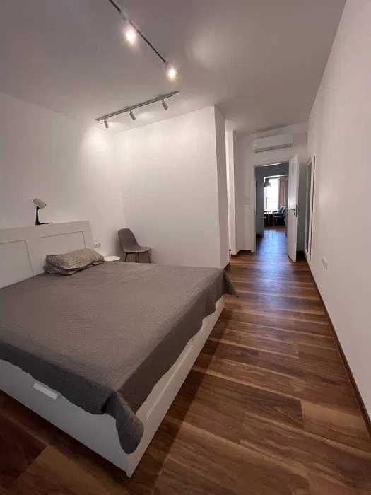 Дава се под наем Двустаен апартамент в Варна, Център - 55 кв.м за 520 € - Снимка #4