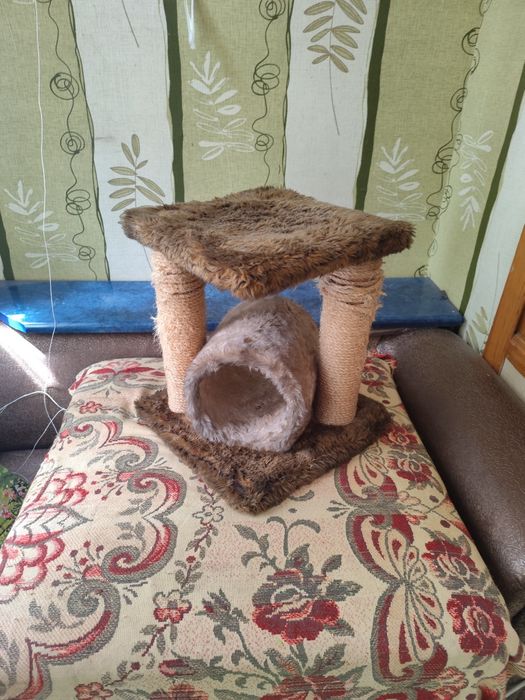 Продам лежак для кошки