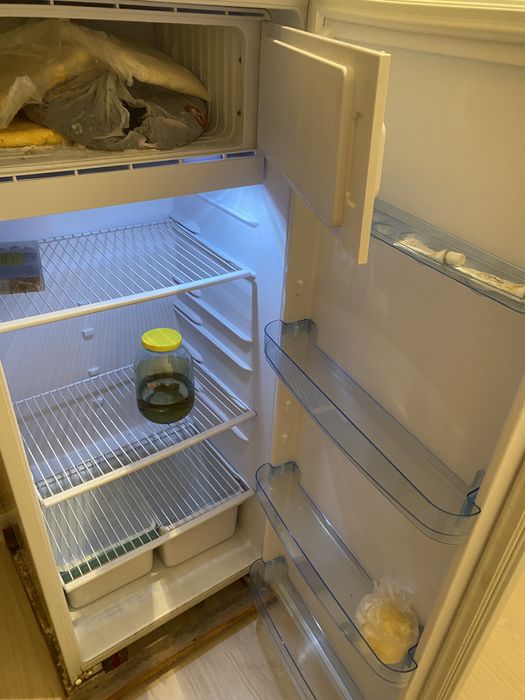 срочно! продам холодильник