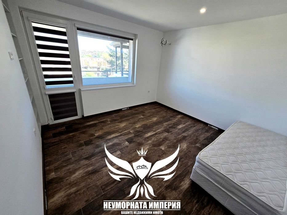 Под наем нов тристаен 130кв., 6 ет. в гр.Асеновгрд, широк център