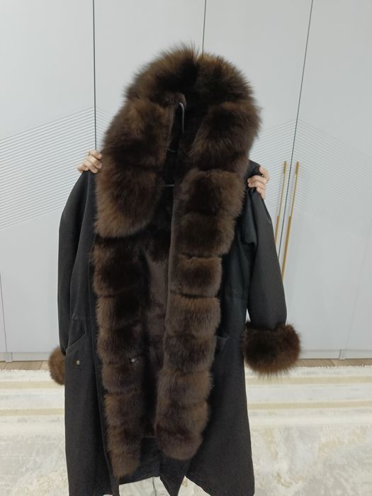 Продам парку 50-52размер