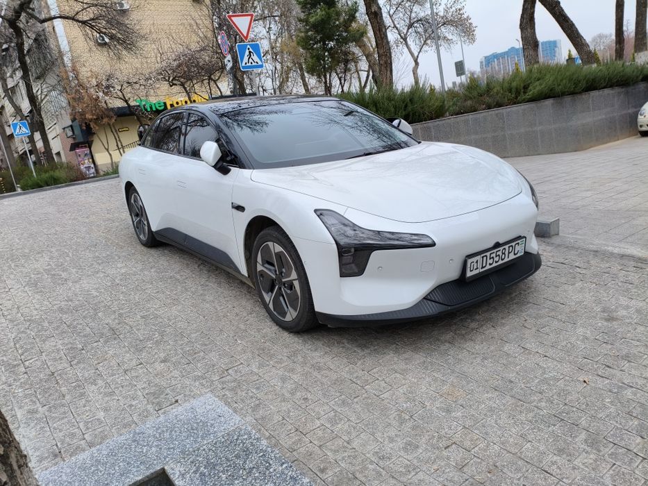 Срочно. Электро автомобиль 620км