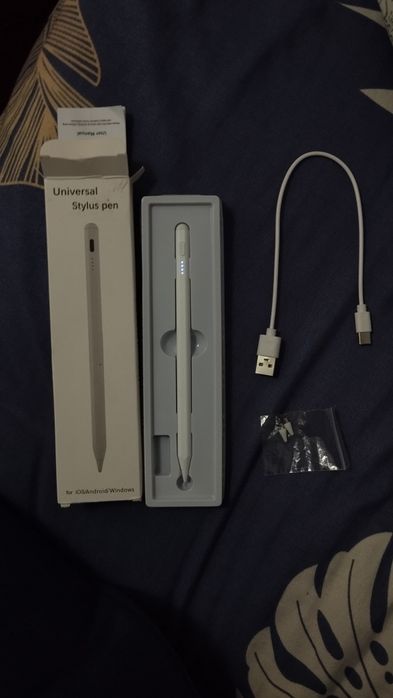 Universal Stilius sotiladi