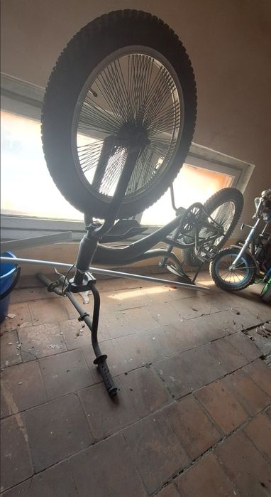 Продам старый велосипед НЕ УКРАДЕННЫЙ!!! Размер колёс 20х