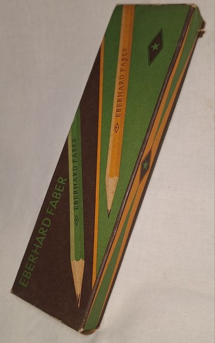 Стари моливи в кутия--Eberhard Faber