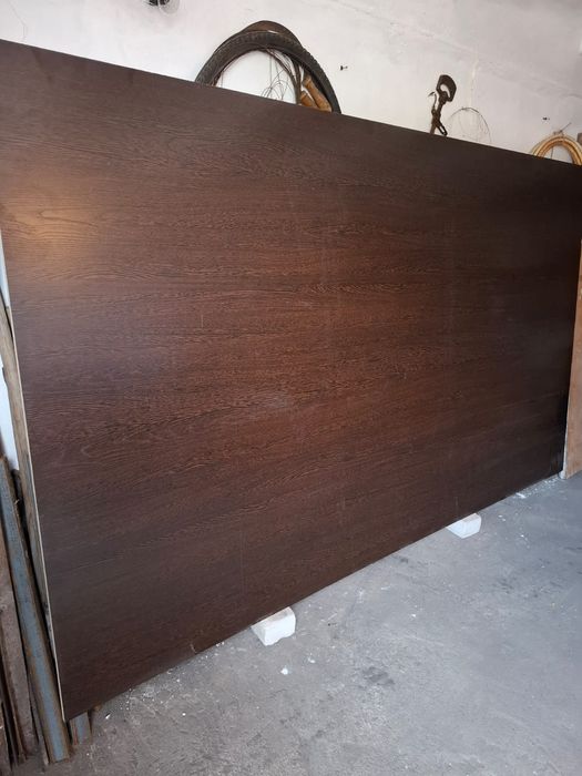 Продам лист ДСП  Венге  размеры 2,74*1,62