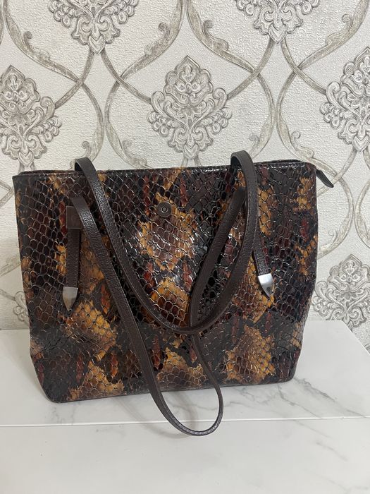 Продам кожаную сумку (Турция)