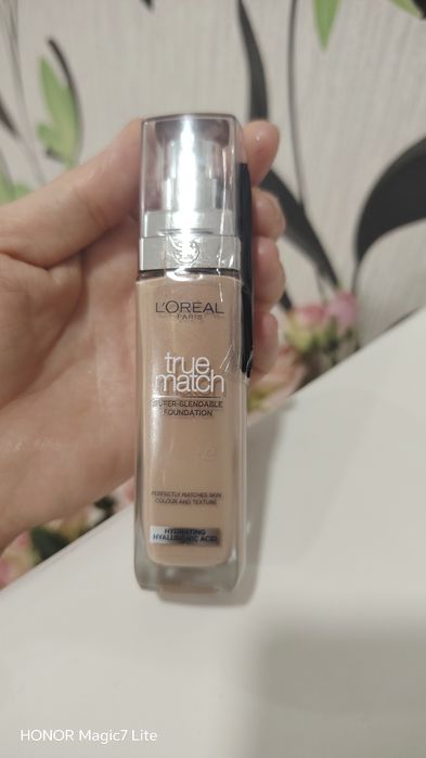 Fond de ten L'Oreal Paris 4N,nou