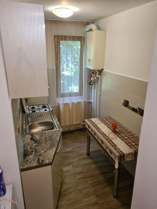Închiriez apartament 2 camere mobilat utilat micro 19