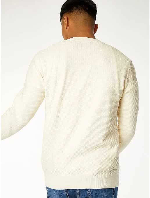 Pulovere S , M , L , XL, 2XL
