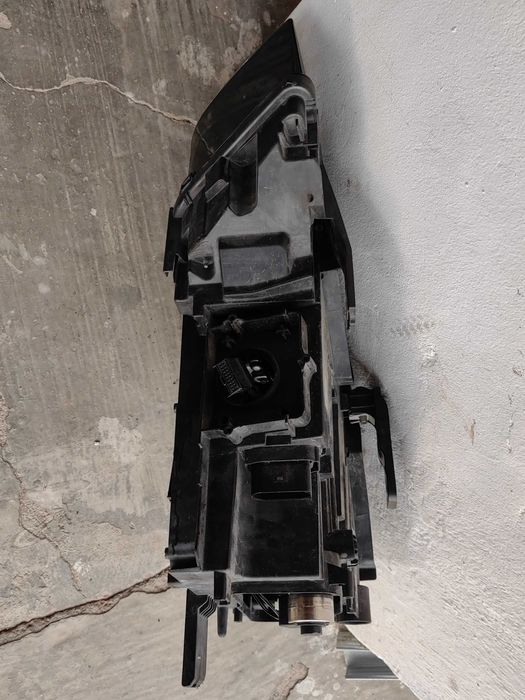 Фар Audi Q3 FULL LED десен / Фар Ауди Кю3 Оригинален