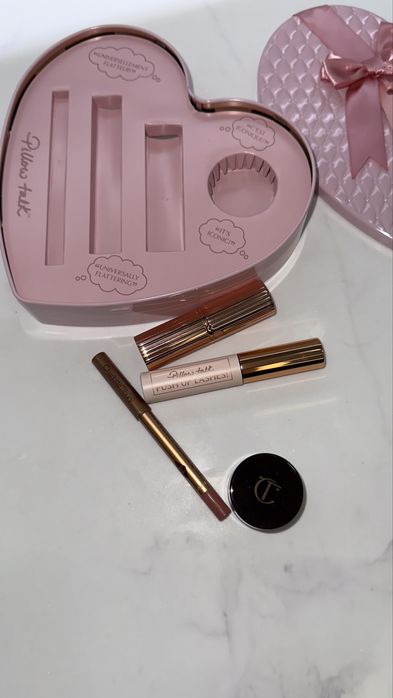 Charlotte Tilbury Pillow Talk Icons On The Go Set