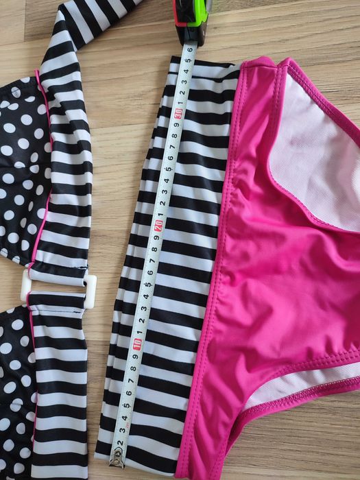 Нов бански S размер