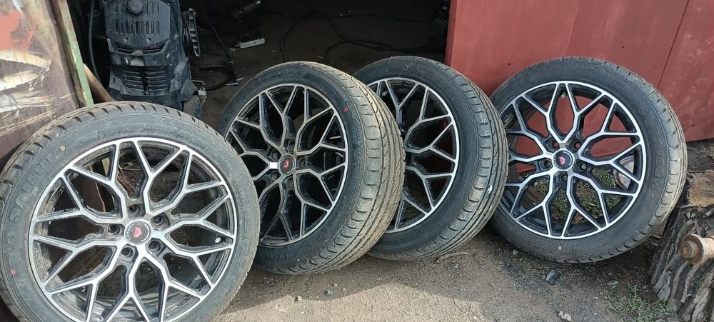 На Ауди 5 х112 на 17 колеса