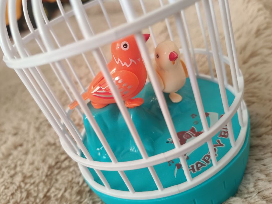 Игрушки малышам (развивающие), б/у, в отличном состоянии.