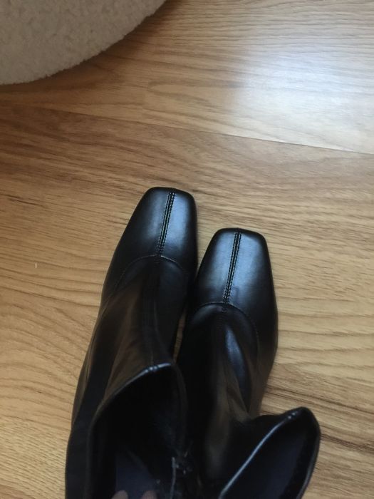 Боти с квадратен ток Зара