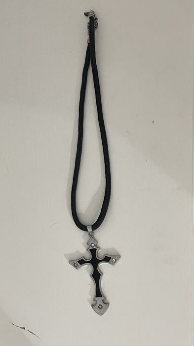 Колие кръст неръждаема стомана