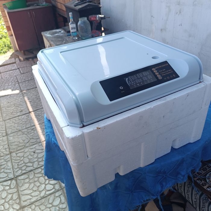 Продам инкубатор.