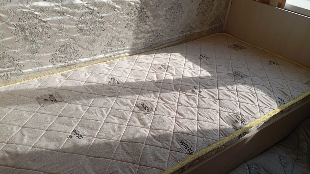 Продаю кровать, 4 шт.