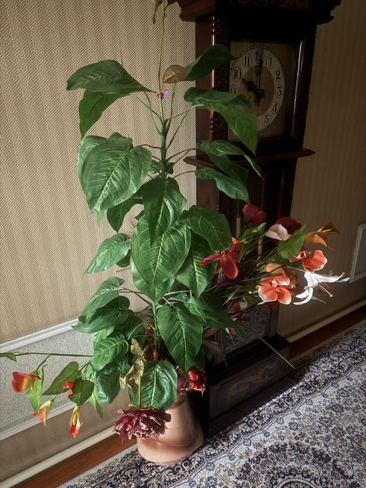 Продам исскуственные цветы