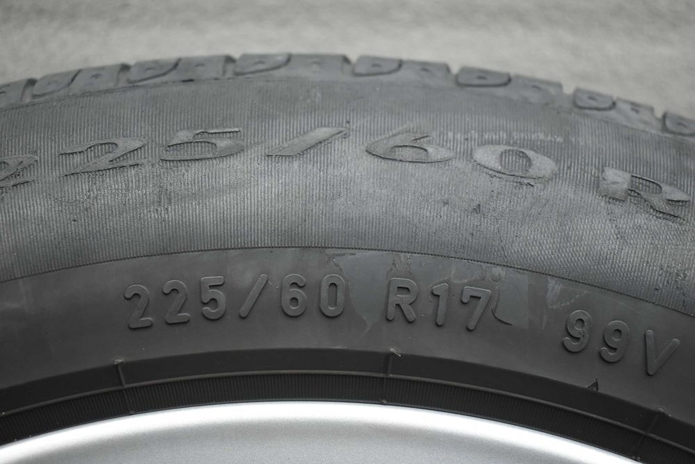 Гуми 225/65/17 Pirelli