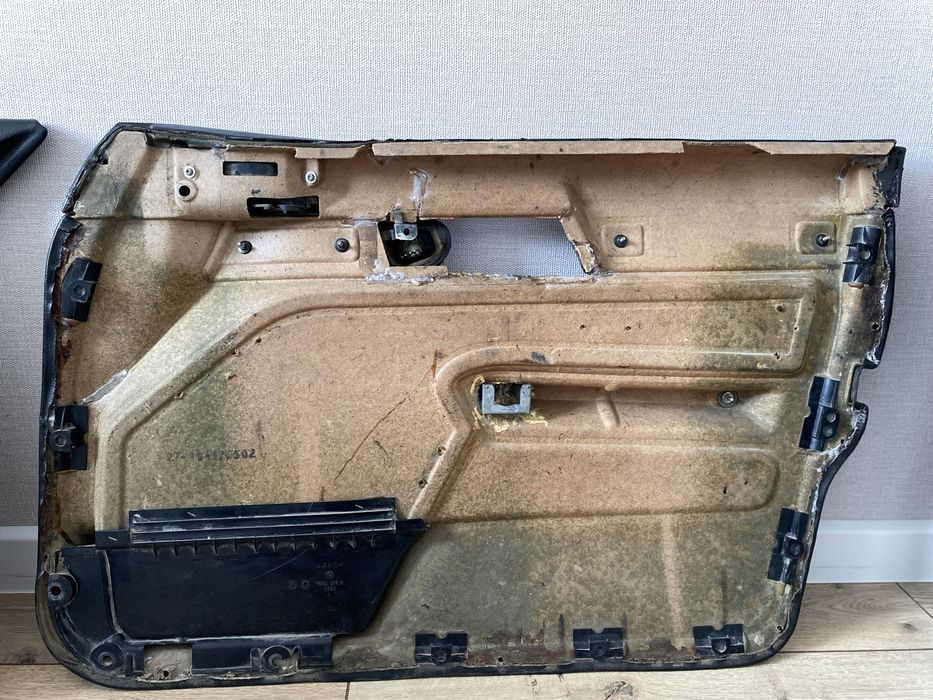 Дверные карты бмв Е34