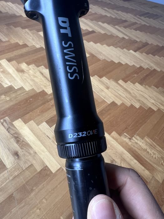 Хидравлично карбоново колче DT SWISS D 232 ONE 30.9