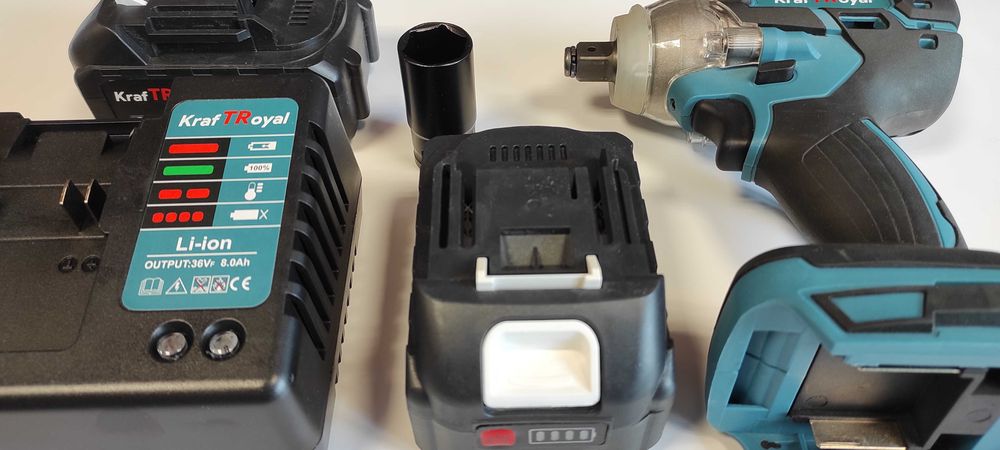 Комбиниран Акумулаторен Ударен Гайковерт KraftTRoyal