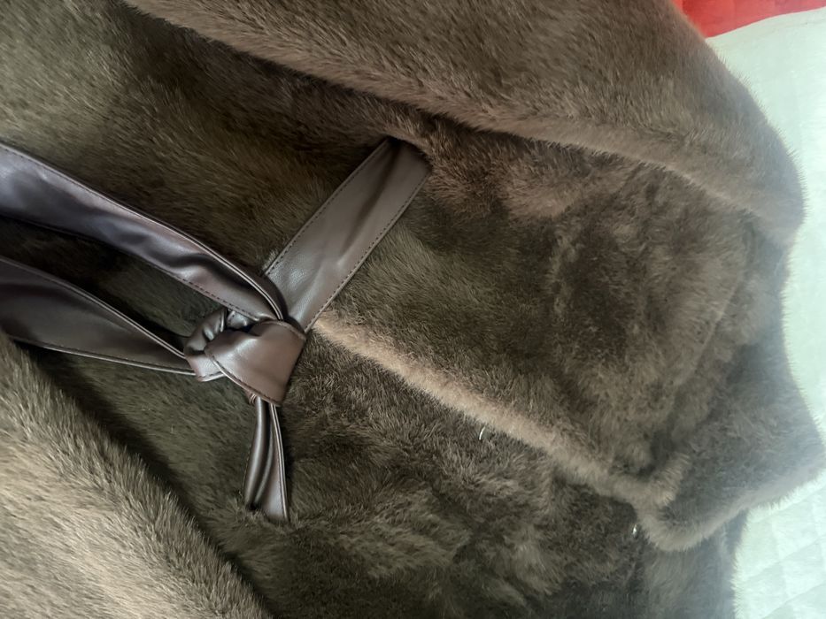 Продам новую шубу..