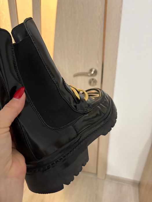 Боти на GANT като нови