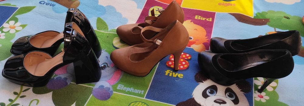 Дамски обувки на висок ток