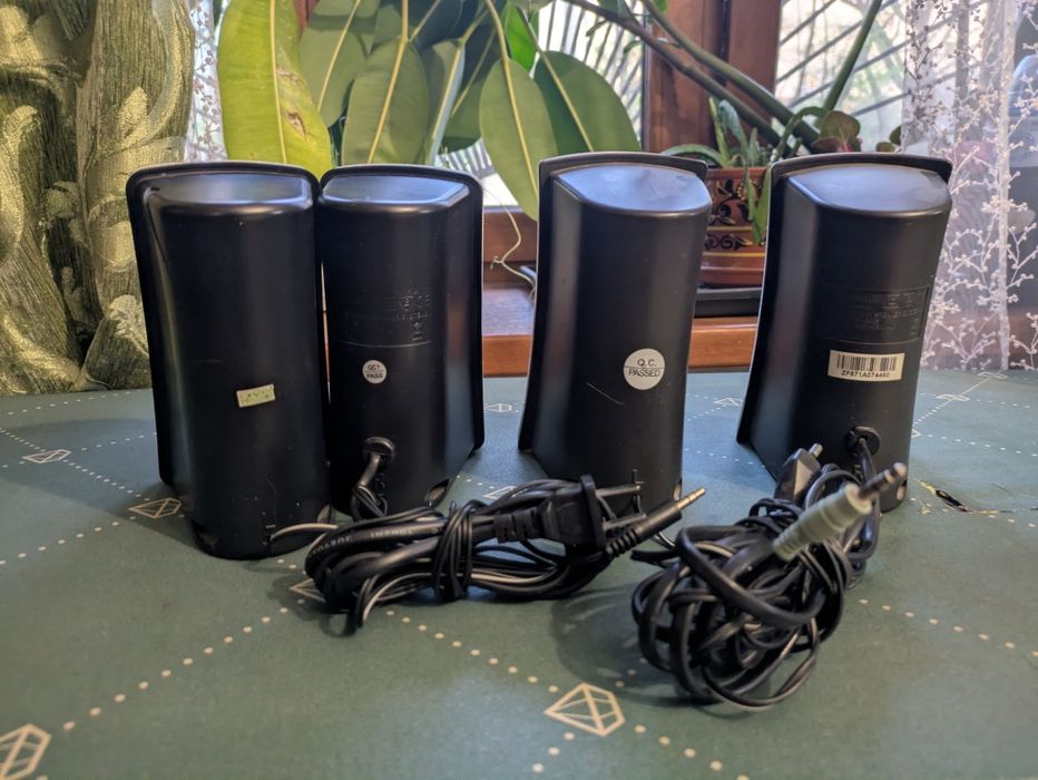 Компьютерные колонки Genius, 2 пары