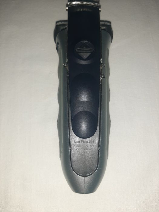 Продам электробритву BRAUN