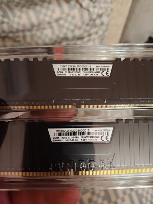 Corsair Vengeance LPX DDR4 2 X 16GB 3000Mhz CL16