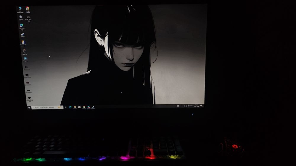 Igravoy kompyuter sotiladi.