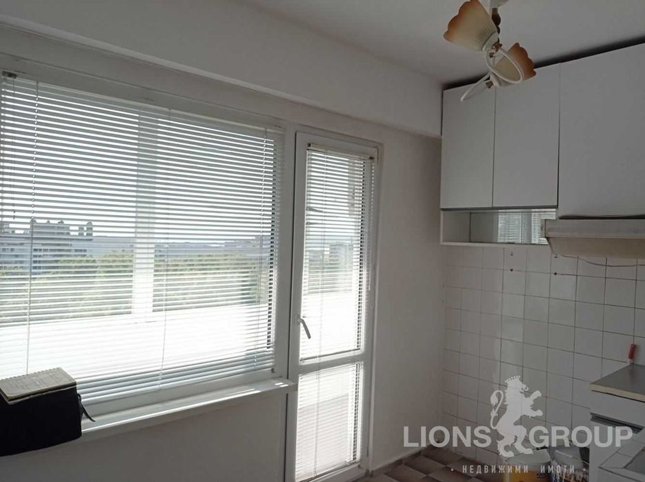 Продава се Тристаен апартамент в Варна, Владислав Варненчик - 70 кв.м за 1339 €/кв.м - Снимка #1