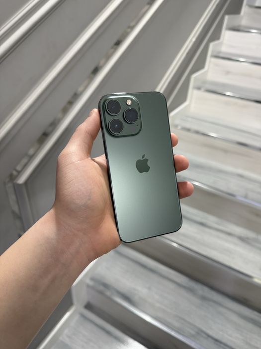 Продам Айфон 13 Про